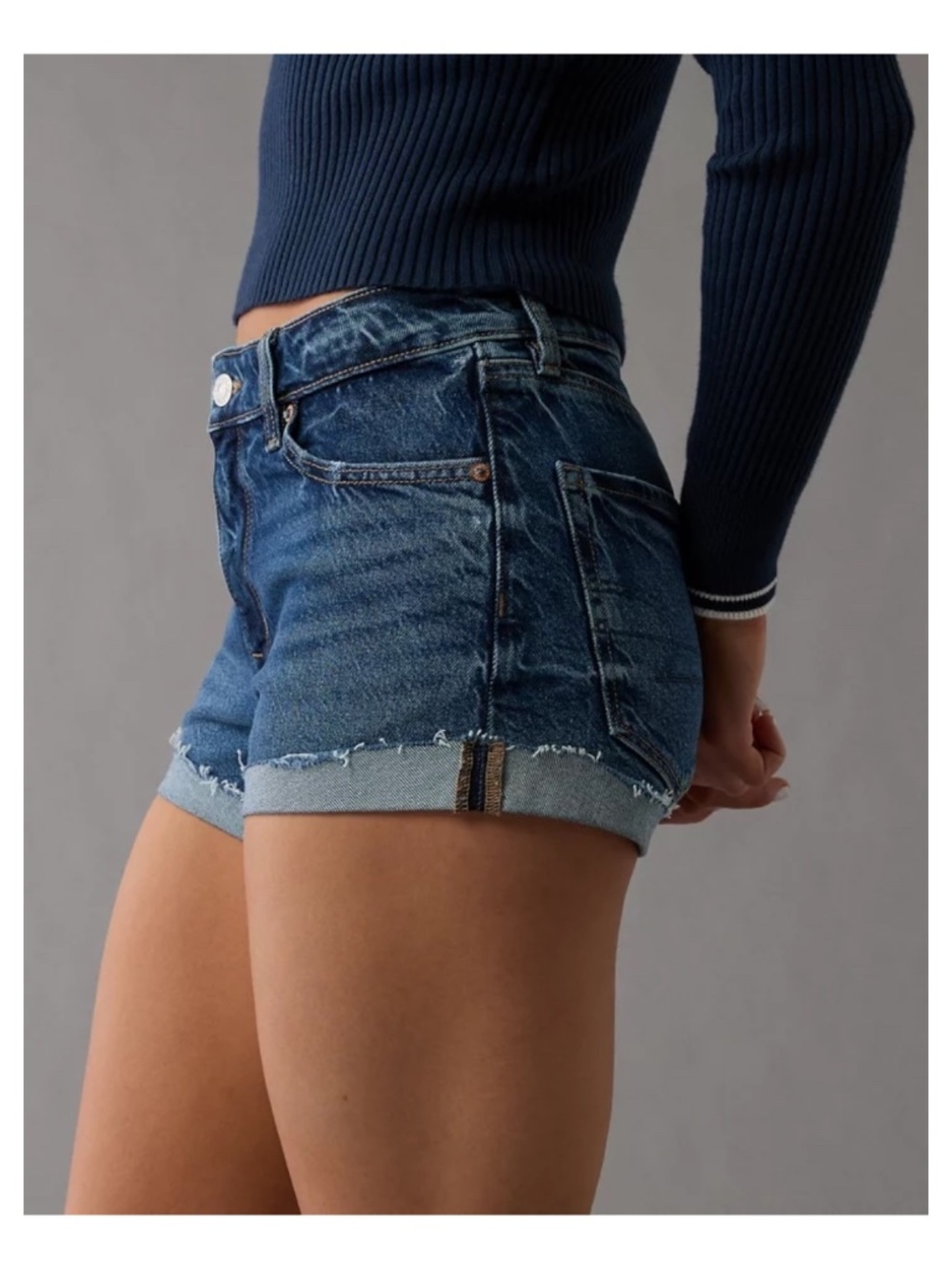 AMERICAN EAGLE OUTFITTERS Perfect Stretch Shortie Darker Wash Stretch 00 24W NWT